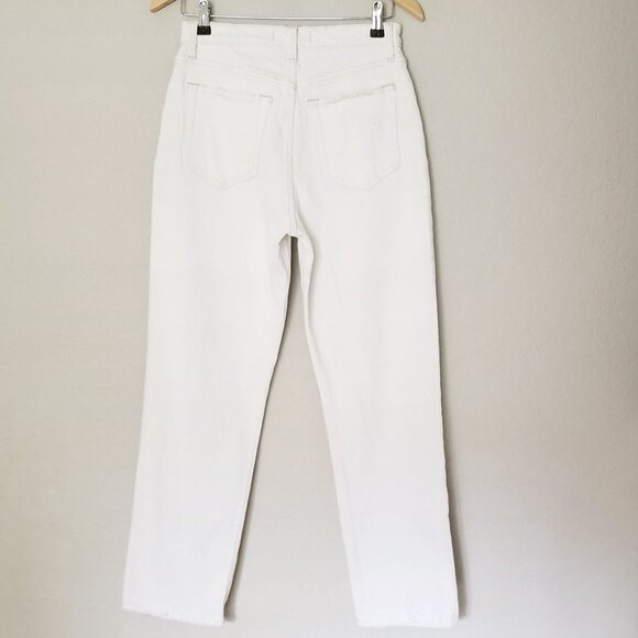 Abercrombie & Fitch Women's White Straight Leg Jeans - Picture 7 of 16